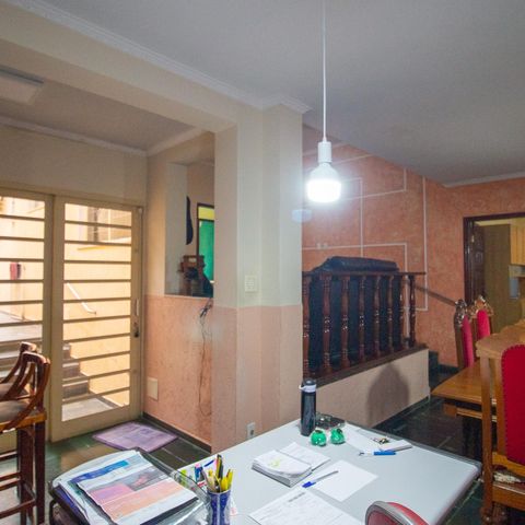 Casa para alugar com 380m², 3 quartos e 6 vagasSala