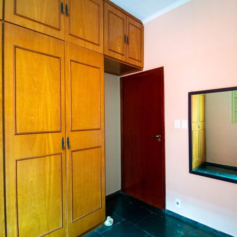 Casa para alugar com 380m², 3 quartos e 6 vagasQuarto 2
