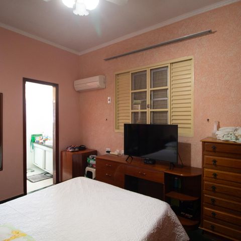 Casa para alugar com 380m², 3 quartos e 6 vagasSuíte