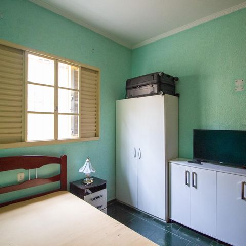 Casa para alugar com 380m², 3 quartos e 6 vagasQuarto 1