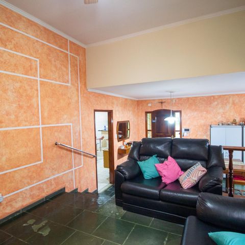 Casa para alugar com 380m², 3 quartos e 6 vagasSala 1