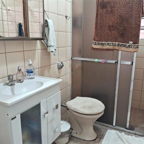 Casa à venda com 110m², 3 quartos e 1 vaga