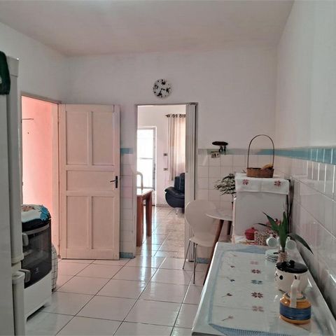 Casa à venda com 110m², 3 quartos e 1 vaga