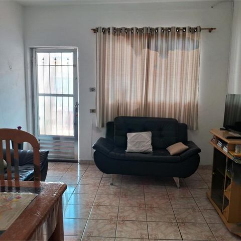 Casa à venda com 110m², 3 quartos e 1 vaga