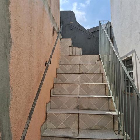 Casa à venda com 110m², 3 quartos e 1 vaga