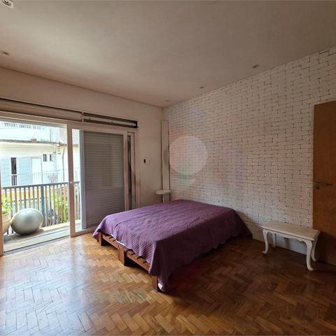 Casa de condomínio à venda com 160m², 4 quartos e 1 vaga