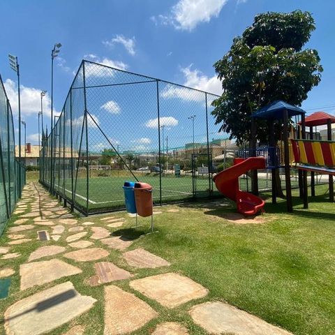 Casa à venda com 297m², 3 quartos e 4 vagas