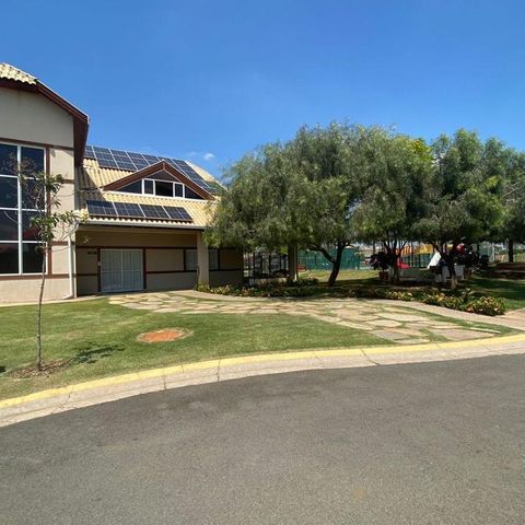 Casa à venda com 297m², 3 quartos e 4 vagas