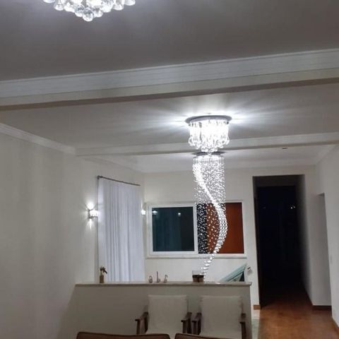 Casa à venda com 297m², 3 quartos e 4 vagas