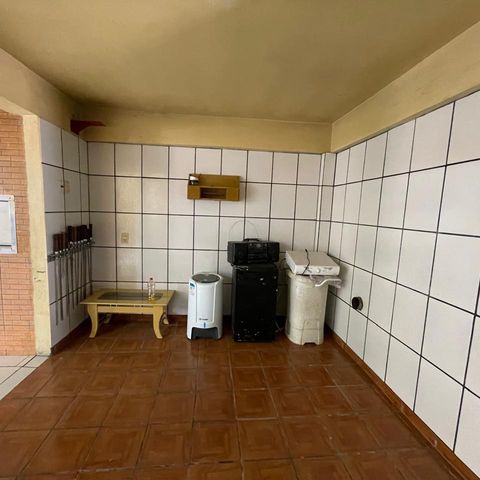 Casa à venda com 300m², 3 quartos e 2 vagasÁrea comum - Churrasqueira
