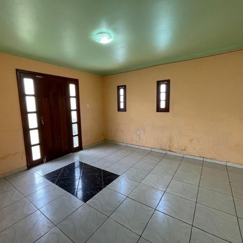 Casa à venda com 300m², 3 quartos e 2 vagasSala de TV