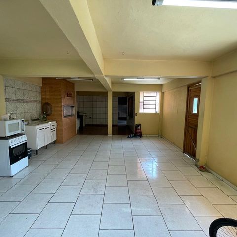 Casa à venda com 300m², 3 quartos e 2 vagasÁrea comum - Churrasqueira