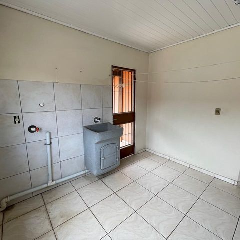 Casa à venda com 300m², 3 quartos e 2 vagasÁrea de Serviço