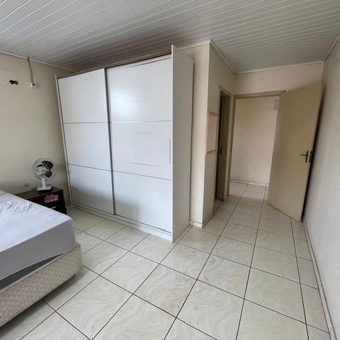 Casa à venda com 300m², 3 quartos e 2 vagasSuíte