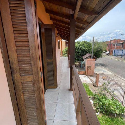 Casa à venda com 300m², 3 quartos e 2 vagasVista da Sacada