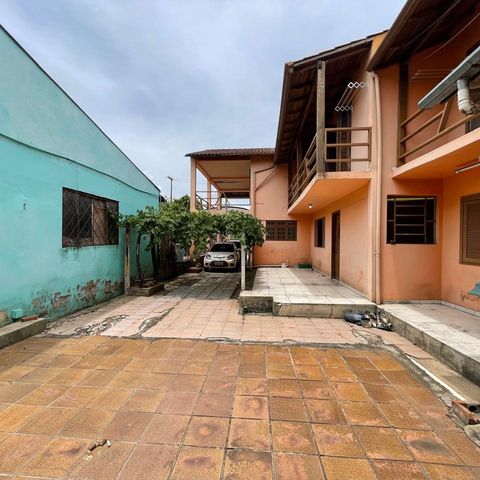 Casa à venda com 300m², 3 quartos e 2 vagasQuintal