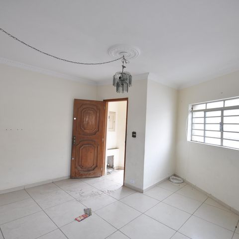 Casa à venda com 250m², 2 quartos e sem vagaSala