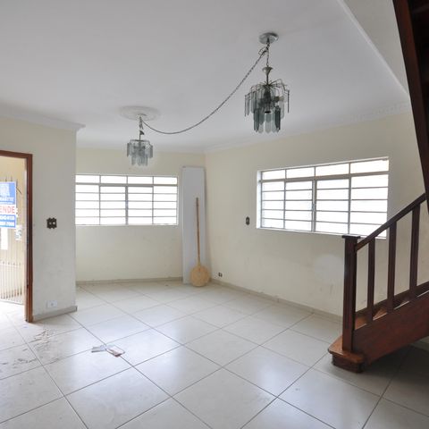 Casa à venda com 250m², 2 quartos e sem vagaSala