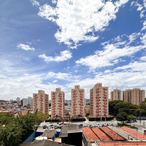 Apartamento à venda com 48m², 2 quartos e 1 vaga Apartamento à venda com 48m², 2 quartos e 1 vagaVista do Quarto 2