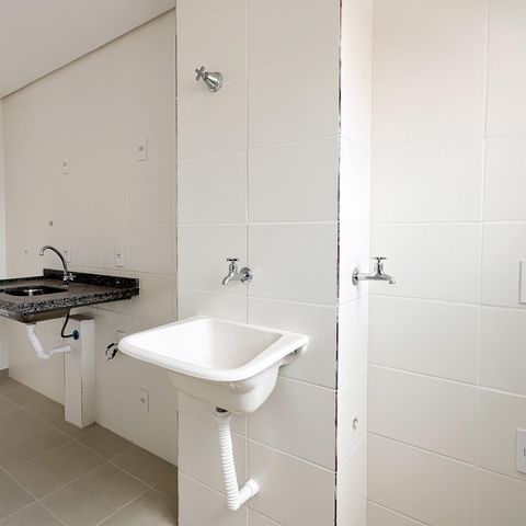 Apartamento à venda com 48m², 2 quartos e 1 vaga Apartamento à venda com 48m², 2 quartos e 1 vagaÁrea de Serviço
