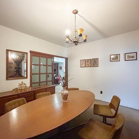 Casa para alugar com 300m², 3 quartos e 5 vagas Casa para alugar com 300m², 3 quartos e 5 vagasSala