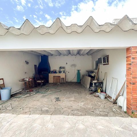 Casa para alugar com 300m², 3 quartos e 5 vagas Casa para alugar com 300m², 3 quartos e 5 vagasÁrea Externa