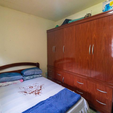 Casa à venda com 35m², 2 quartos e 1 vaga Casa à venda com 35m², 2 quartos e 1 vagaQuarto