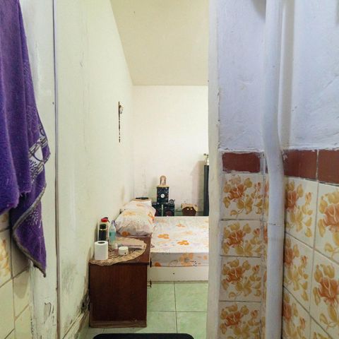 Casa à venda com 35m², 2 quartos e 1 vaga Casa à venda com 35m², 2 quartos e 1 vagaBanheiro da Suíte