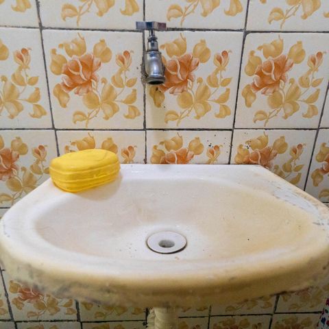 Casa à venda com 35m², 2 quartos e 1 vaga Casa à venda com 35m², 2 quartos e 1 vagaBanheiro da Suíte Detalhe