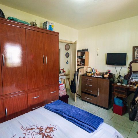 Casa à venda com 35m², 2 quartos e 1 vaga Casa à venda com 35m², 2 quartos e 1 vagaQuarto