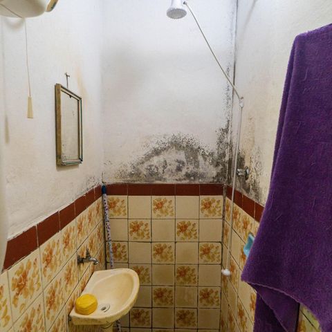 Casa à venda com 35m², 2 quartos e 1 vaga Casa à venda com 35m², 2 quartos e 1 vagaBanheiro da Suíte