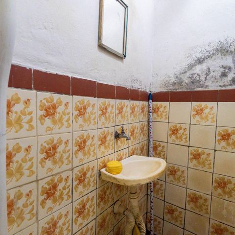 Casa à venda com 35m², 2 quartos e 1 vaga Casa à venda com 35m², 2 quartos e 1 vagaBanheiro da Suíte
