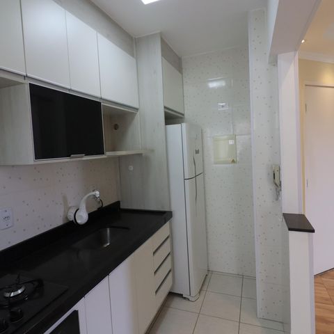 Apartamento à venda com 57m², 2 quartos e 1 vagaCozinha e Área de Serviço