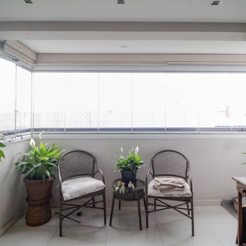 Apartamento à venda com 74m², 3 quartos e 2 vagas Apartamento à venda com 74m², 3 quartos e 2 vagasVaranda
