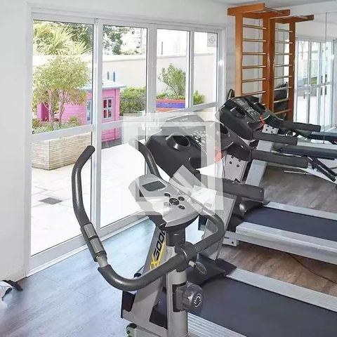 Apartamento à venda com 74m², 3 quartos e 2 vagas Apartamento à venda com 74m², 3 quartos e 2 vagasAcademia