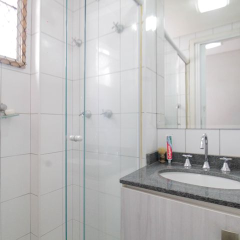 Apartamento à venda com 74m², 3 quartos e 2 vagas Apartamento à venda com 74m², 3 quartos e 2 vagasSuíte