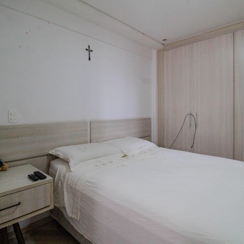 Apartamento à venda com 74m², 3 quartos e 2 vagas Apartamento à venda com 74m², 3 quartos e 2 vagasSuíte