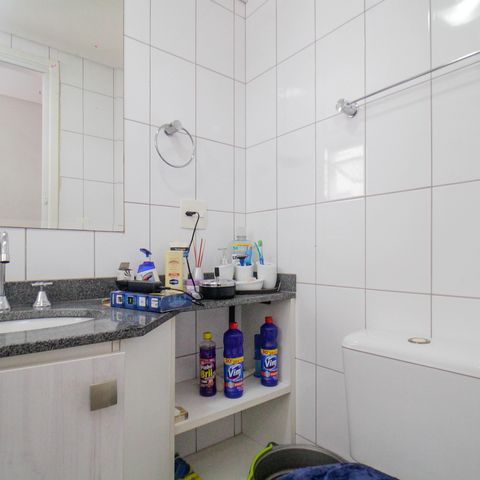 Apartamento à venda com 74m², 3 quartos e 2 vagas Apartamento à venda com 74m², 3 quartos e 2 vagasSuíte