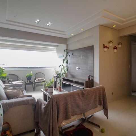 Apartamento à venda com 74m², 3 quartos e 2 vagas Apartamento à venda com 74m², 3 quartos e 2 vagasSala