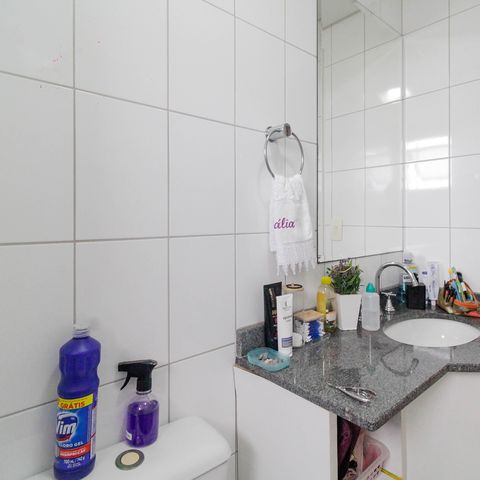 Apartamento à venda com 74m², 3 quartos e 2 vagas Apartamento à venda com 74m², 3 quartos e 2 vagasBanheiro
