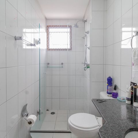 Apartamento à venda com 74m², 3 quartos e 2 vagas Apartamento à venda com 74m², 3 quartos e 2 vagasBanheiro