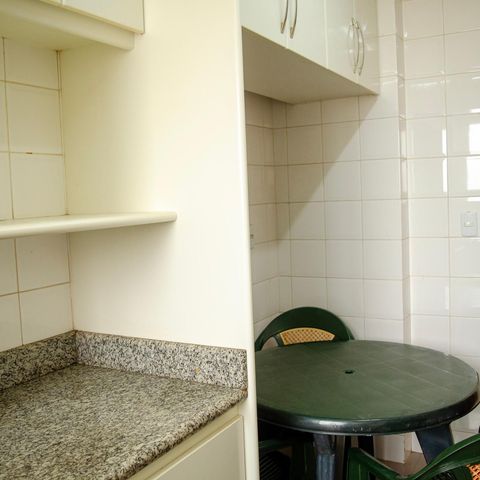 Apartamento para alugar com 121m², 4 quartos e 2 vagas