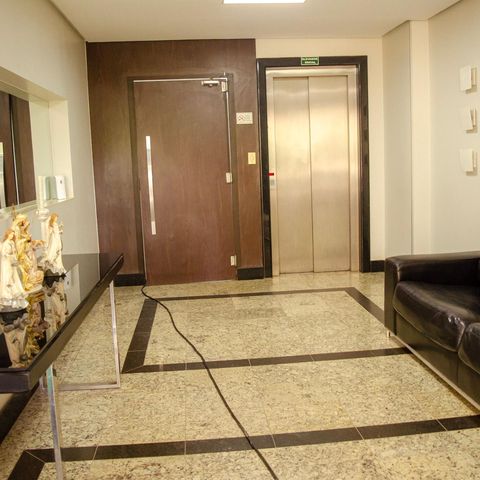 Apartamento para alugar com 121m², 4 quartos e 2 vagas