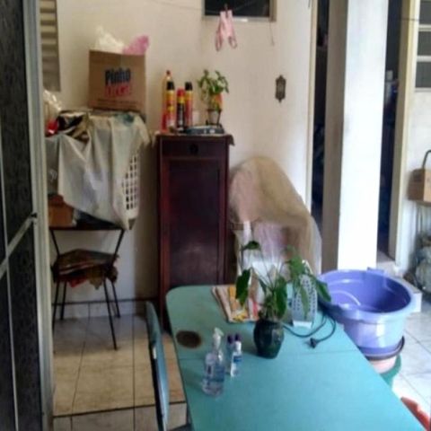 Casa à venda com 123m², 2 quartos e 1 vaga