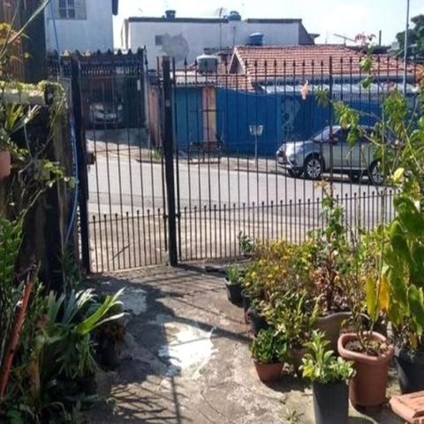 Casa à venda com 123m², 2 quartos e 1 vaga