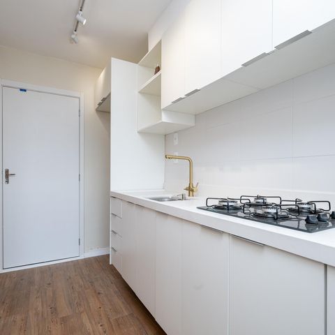 Apartamento à venda com 42m², 2 quartos e sem vaga Apartamento à venda com 42m², 2 quartos e sem vagaCozinha