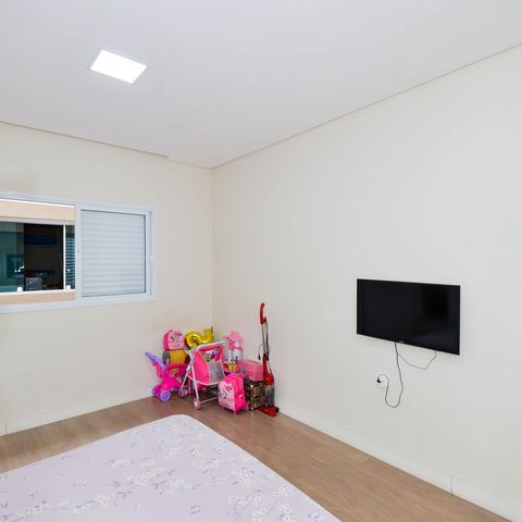 Casa à venda com 130m², 3 quartos e 2 vagas