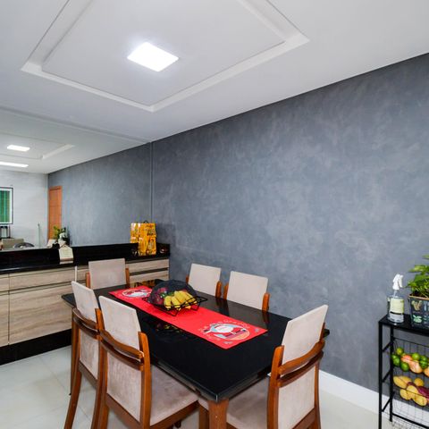 Casa à venda com 130m², 3 quartos e 2 vagas