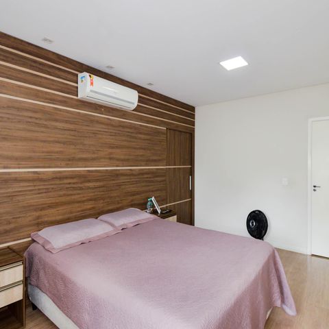 Casa à venda com 130m², 3 quartos e 2 vagas