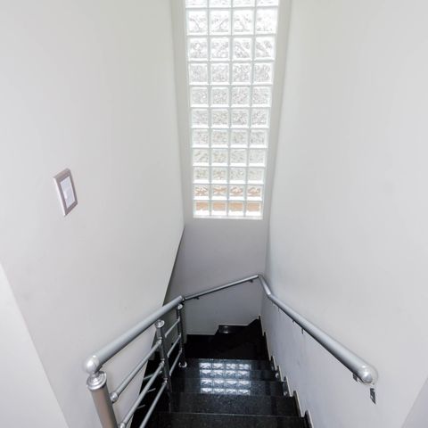 Casa à venda com 130m², 3 quartos e 2 vagas